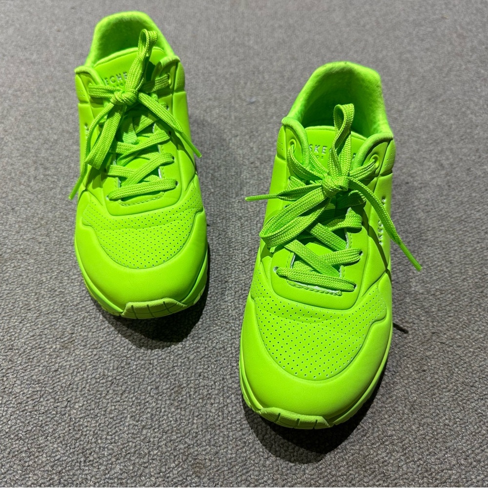 Skechers Street Women's Size 6.5 Uno Night Shades 73667-LMGN Lime/Green Fabric